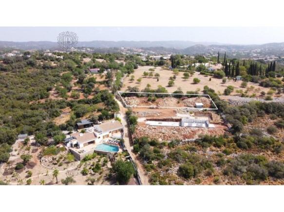 Plot of Land for Construction of 2 Semi-Detached Houses in São Brás de Alportel