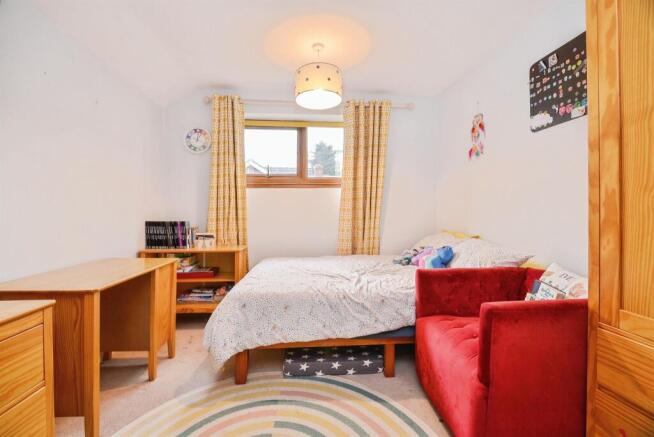 3 bed Detached for sale Image 11