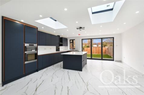 Ashburton Avenue, Addiscombe