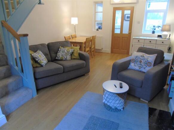 Lounge10.JPG