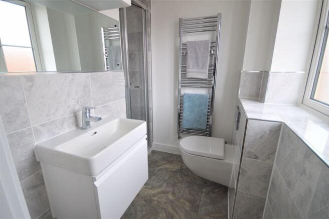 En-Suite Showe...