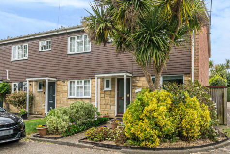 Lakeside, St Johns, Woking, GU21