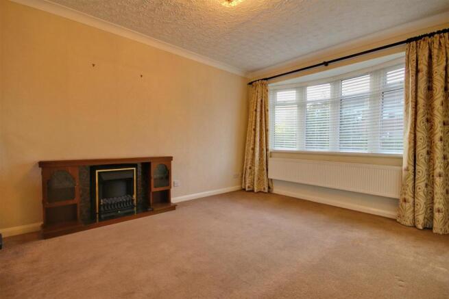 Lounge Dining Room