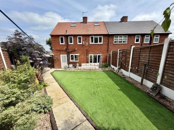 3 bed Semi-Detached for sale Image 10