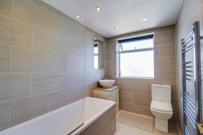 2 bed Semi-Detached for sale Image 9