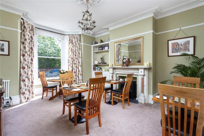6 bed Terraced for sale Image 4