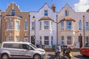 Flat 3, 16, Clifton Road, Littlehampton BN17 5AS