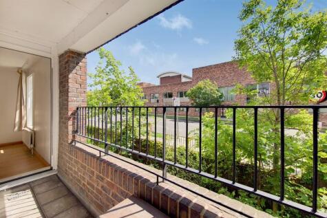 Boscombe Gardens, London, SW16