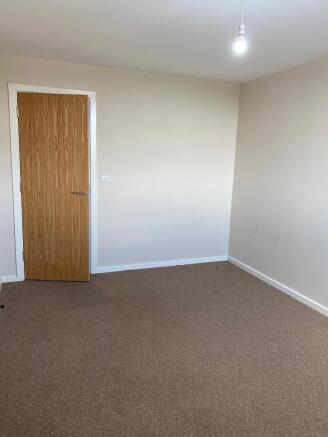 1 bed Apartment to rent Image 6