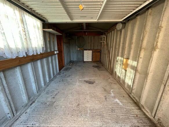 Garage.jpg