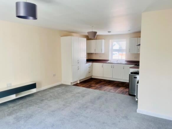 Lounge Kitchen