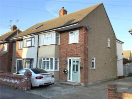 6, Old Jenkins Close, Stanford-le-hope SS17 0NB