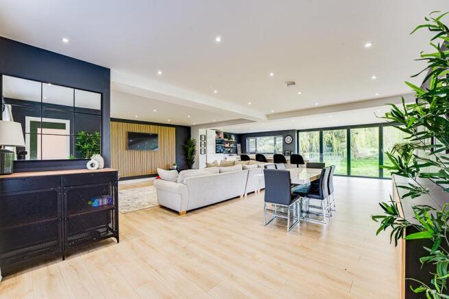 6 Norway Close, Corby (12 of 42).jpg