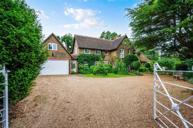 KEEPERS COTTAGE EXTERNAL- (1).jpg