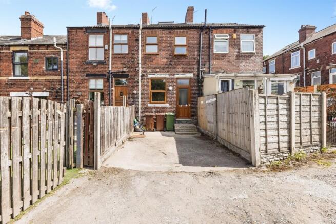 2 bed Terraced for sale Image 4