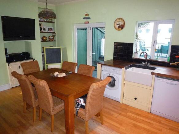 Kitchen/Dining Room