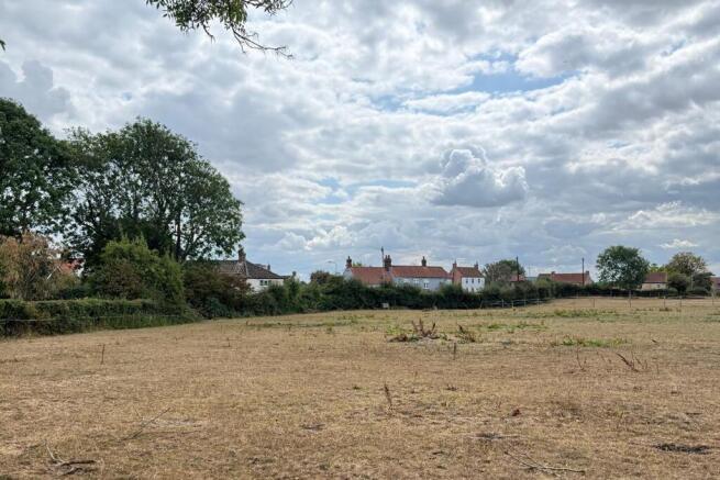 Paddock at Fiskerton, Chapel Road ,Lincoln LN3 4ES