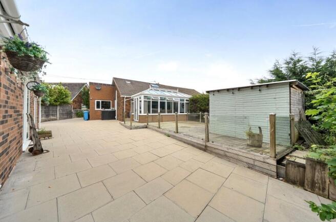3 bed Semi-Detached Bungalow for sale Image 4
