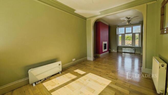 Lounge 2
