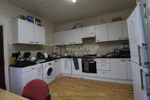 9, Ebor Place, Hyde Park, Leeds LS6 1NR