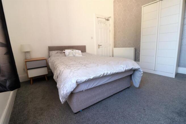 Room 4.jpg
