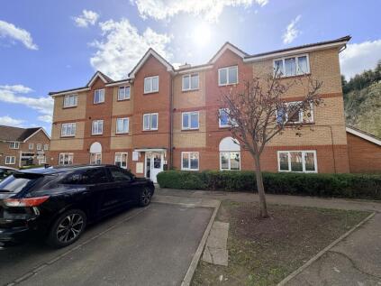 Frobisher Gardens, Chafford Hundred