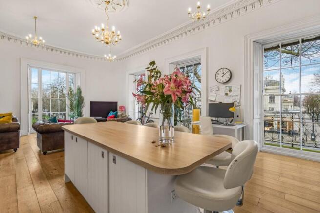 Flat 1 99 Promenade-10.jpg