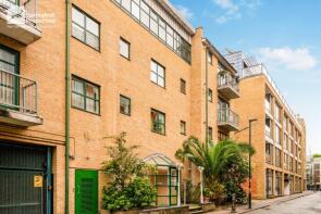 4, 142 148 Silverdale Court, Goswell Road, London EC1V 7DU