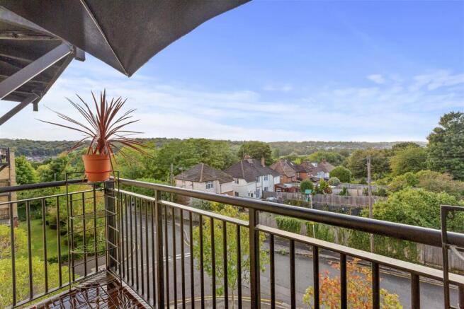 19 Lovegrove House, Ercolani Avenue, HP13 7FZ-12.j