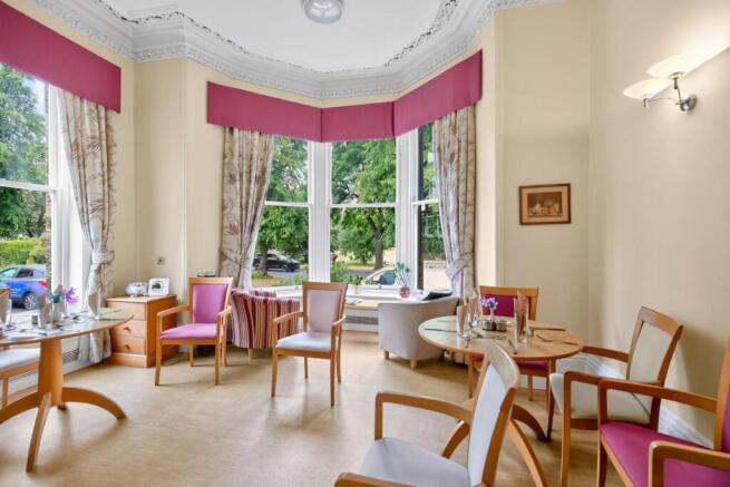 2 bed Apartment for sale Image 12