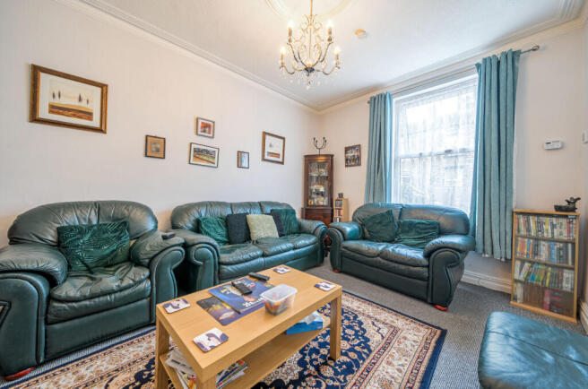 2 bed Terraced for sale Image 2