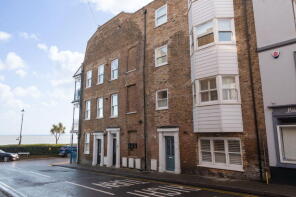 Flat 2, 7, Victoria Parade, Broadstairs CT10 1QS