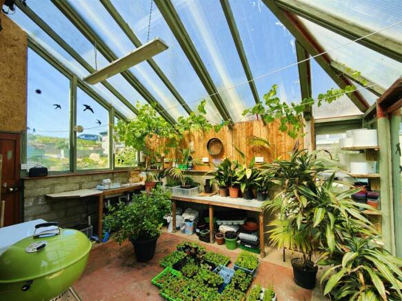 Studio/Potting Shed
