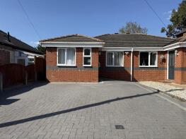 5a, Linden Avenue, Halesowen B62 9EL