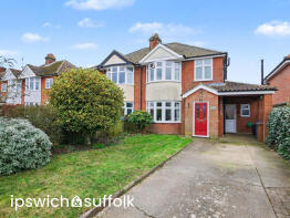 Champ Fleuri, Shotley Road, Chelmondiston IP9 1EE
