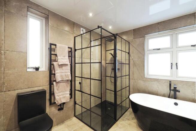 Stylish Main Bathroom