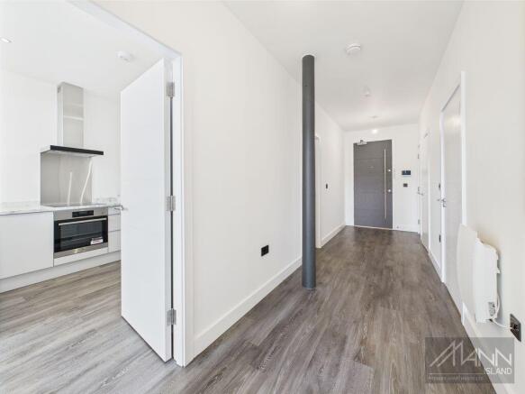 2 bed Apartment to rent Image 9