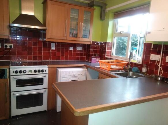 Kitchen/breakfast...