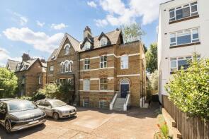 Flat A, 213, Archway Road, Hornsey, London N6 5BN