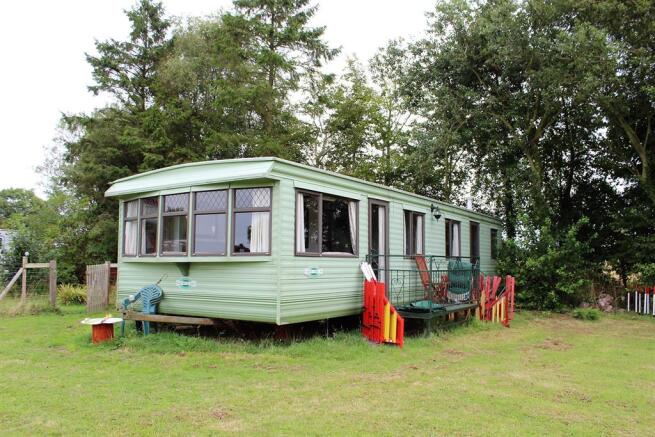 Static caravan