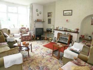 FRONT LIVING ROOM