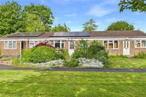 42, Manor Close, Wellow, Bath BA2 8RA