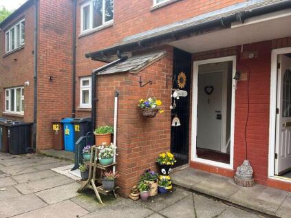 Samlesbury Close, Shaw