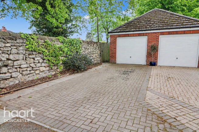 3 bed Semi-Detached for sale Image 5