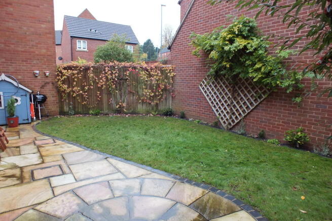 Photo 10