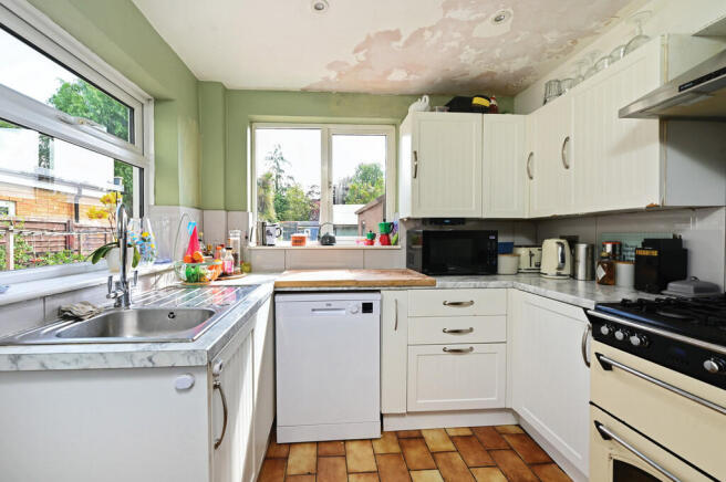 25 Lowlands Rd (3...