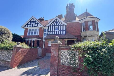 Dittons Road, Eastbourne, BN21 1DN