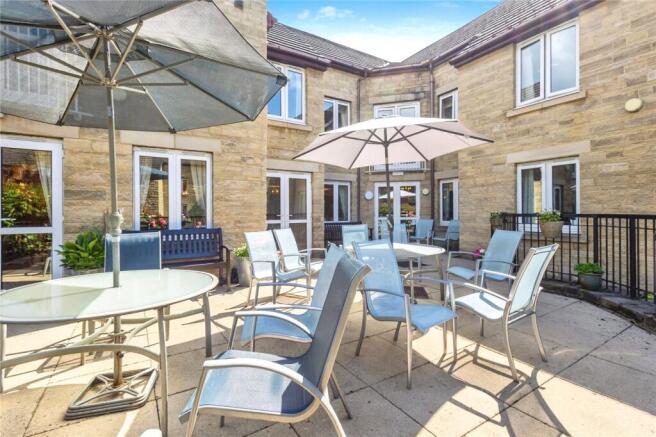 1 bed Apartment for sale Image 12