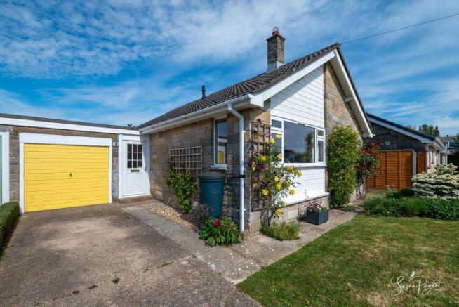 3 Holford Road