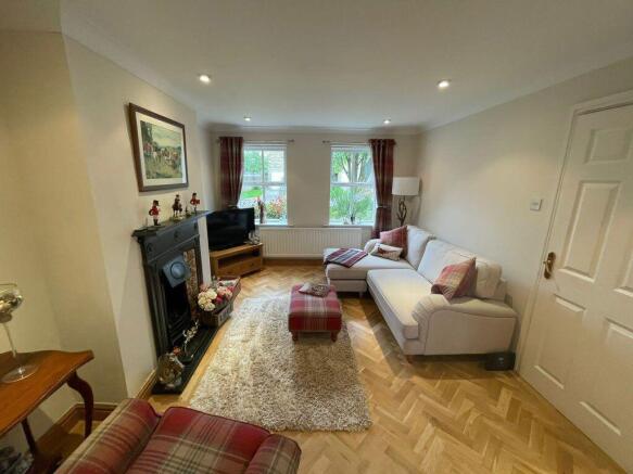3 bed House to rent Image 5